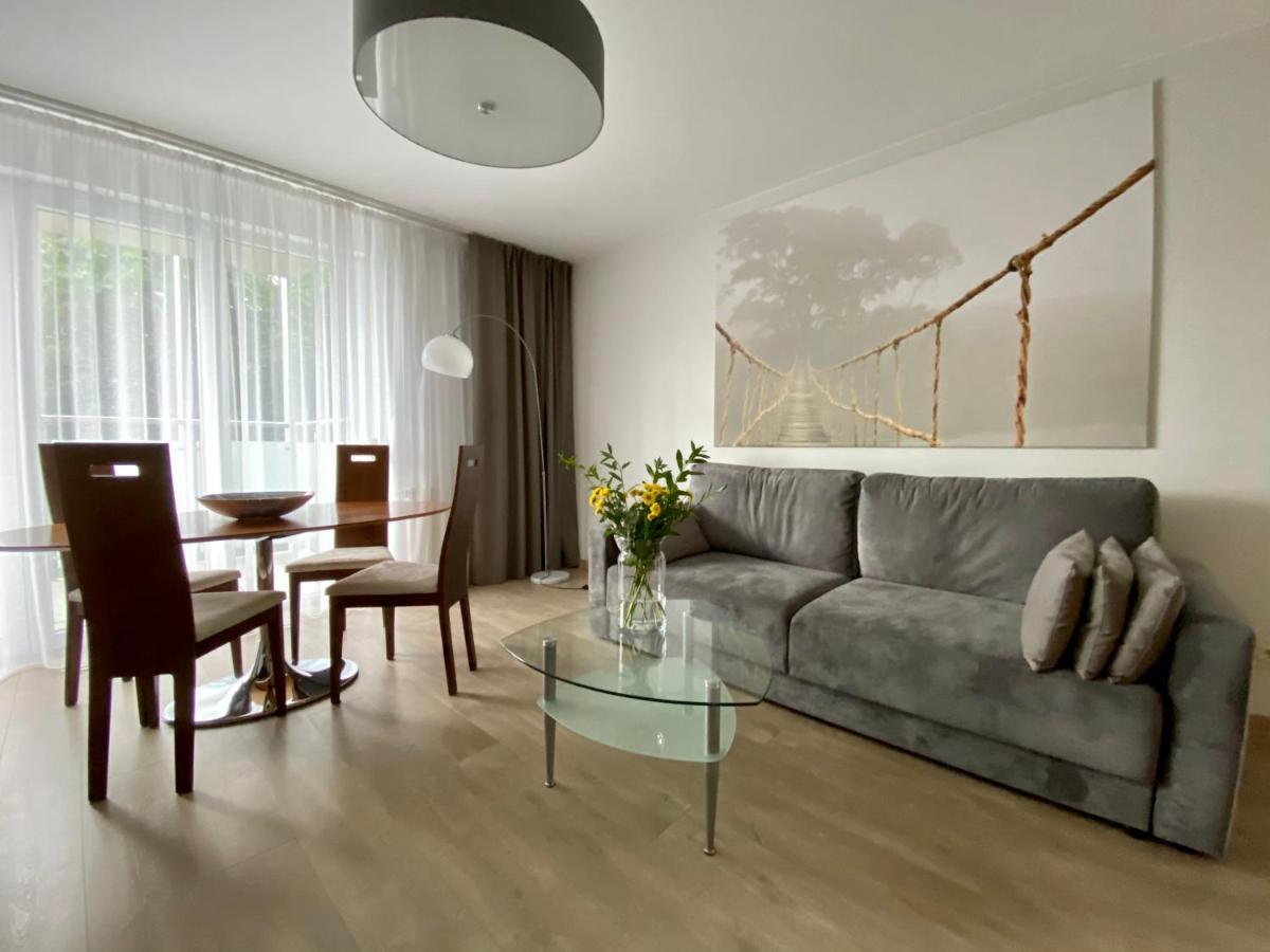 Aravel Suites Wroclaw Exterior photo